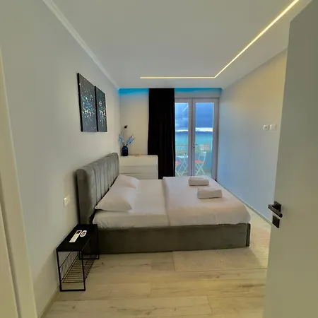Sea & City Apartment Durres Exterior photo